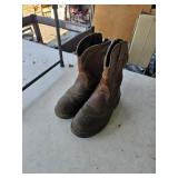 10m Wolverine  boots