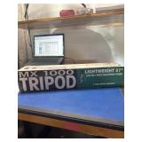 MX 1000 Tripod