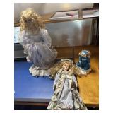 Doll Stands and Dolls
