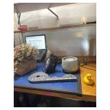 Flowers, Vibtage iron, key holder and more