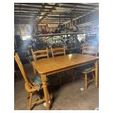 Table and 4 chairs 52ï¿½x36ï¿½x30ï¿½