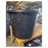 Drink tub with craft items