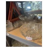 Punch bowl with 8 cups and ladle, glass serving