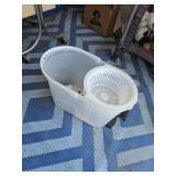 New spin mop bucket