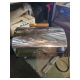 Wolf gang puck table top grill