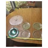 4 Uranium glass plates, Christmas plate and cake