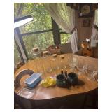 Refrigerator dish lids has chips, pasta Jars, 4