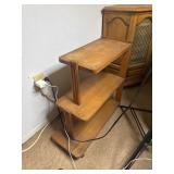 22ï¿½x10ï¿½x21ï¿½ 3 tier shelf
