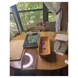 Cutting board, plastic trays, late basket and