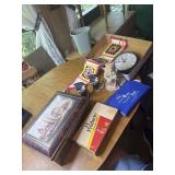 Tin box, cigar box, eagle decorations, clock,