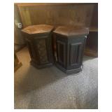 2 Wood octagon Speakers 15ï¿½x21ï¿½ untested