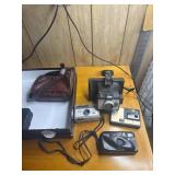 4 camera and 2 bags Polaroid, 2 Kodak and Vivitar