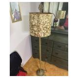 Floor lamps and 2 mirrors