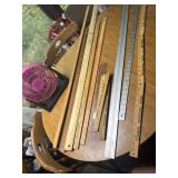 Metal and wood 48ï¿½, yard sticks and rulers