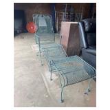 Metal Lounge Chair and table