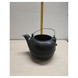 Cast iron tea pot no lid