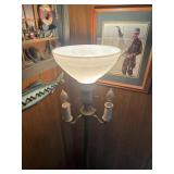 Floor lamp works