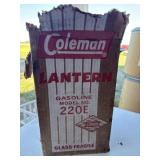 Coleman 1960 Lantern model 220 E