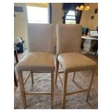 2 barstools with back