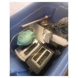 Tote small appliances