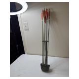Quiver and arrows