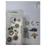 Brooches/Pins