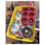 Lg lot of backing pans- Wilton and other and cup