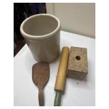 Vintage Crock, rolling pin missing 1