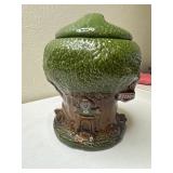 Keebler Cookie Jar, lid has been Repaired see