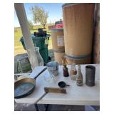 Painted to pan, fold up measuring stick oil lamp