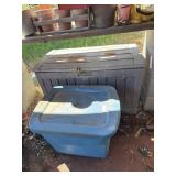 Suncrest and tote with lid and all contents lawn