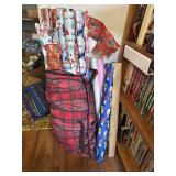 Lg lot of wrapping paper