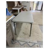 2-6ï¿½ Folding Table