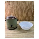 Vintage Crock Pot and Pyrex mixing bowl