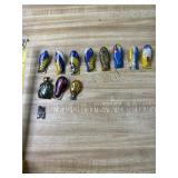 12 Vintage Clickers