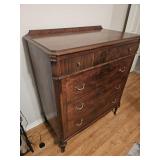 40"ï¿½22"ï¿½48" wood chest  of drawers