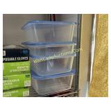 Food Storage Containers w/ Lids lot of 4