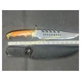 SURVIVAL KNIFE This lot features one (1) large,