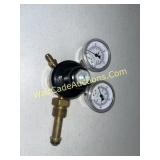 Dual Gauge CO2 Regulator - new- never used -