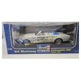 Die Cast Metal - 1:18 Revell 1964 Mustang,