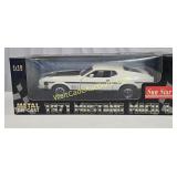 Die Cast Metal - 1:18 Sun Star 1971 Mustang Mach I