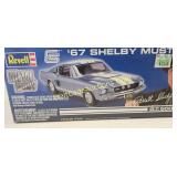 Die Cast Metal - 1:24 Revell 1967 Shelby Mustang