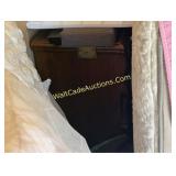 FURNITURE, TOTES, KITCHENWARE