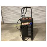 Duralast Engine Starter/tBattery Charger on wheels
