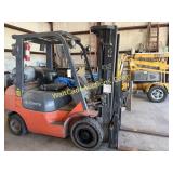 2004 Toyota Forklift, 4900 Hours