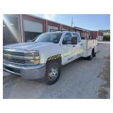 2015 Chevrolet Silverado with Ladder rack and