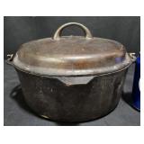 8 Qt Cast Iron Dutch Oven w 1037B Griswold Lid