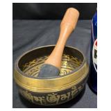 Metal Tibetan Himalayan Singing Bowl w Striker