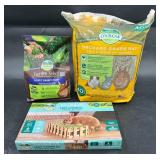 Bunny Hay Corral, Adult Rabbit Food & Grass Hay