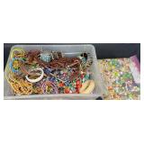 Costume Jewelry w Beads & Accessories
